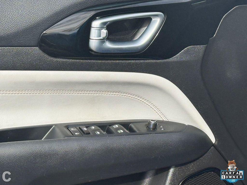 used 2025 Jeep Compass car, priced at $21,000