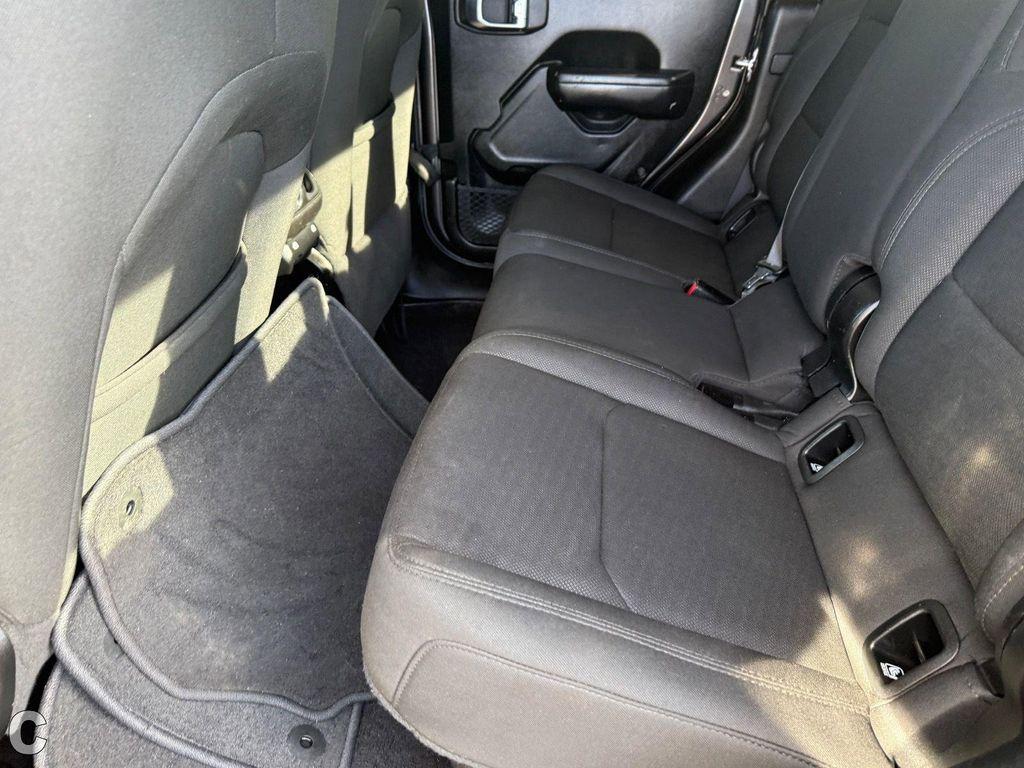 used 2020 Jeep Gladiator car, priced at $25,788