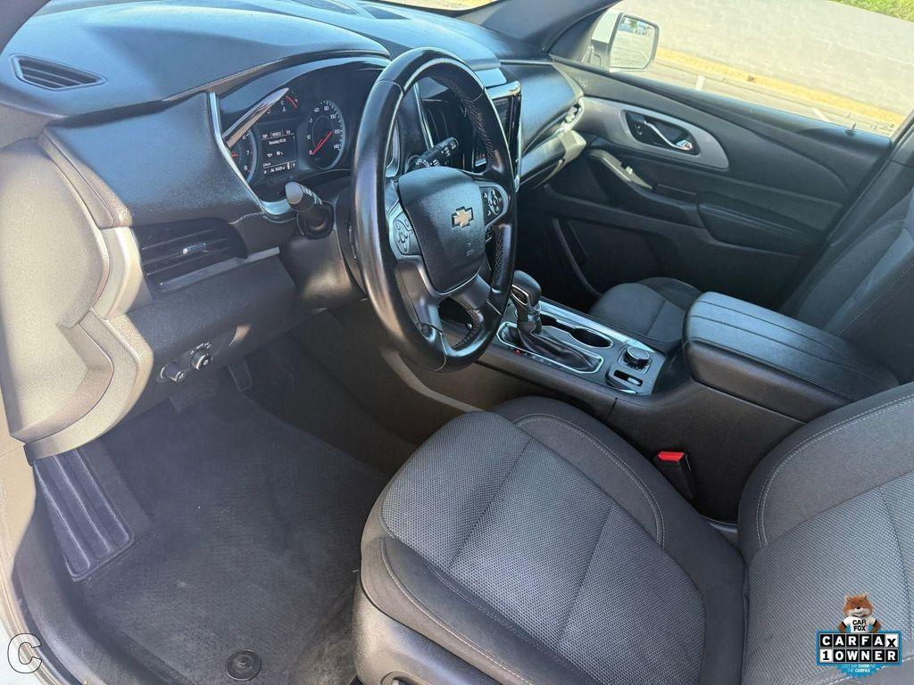 used 2023 Chevrolet Traverse car, priced at $26,288