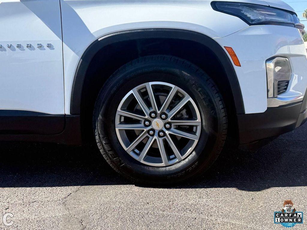 used 2023 Chevrolet Traverse car, priced at $26,288
