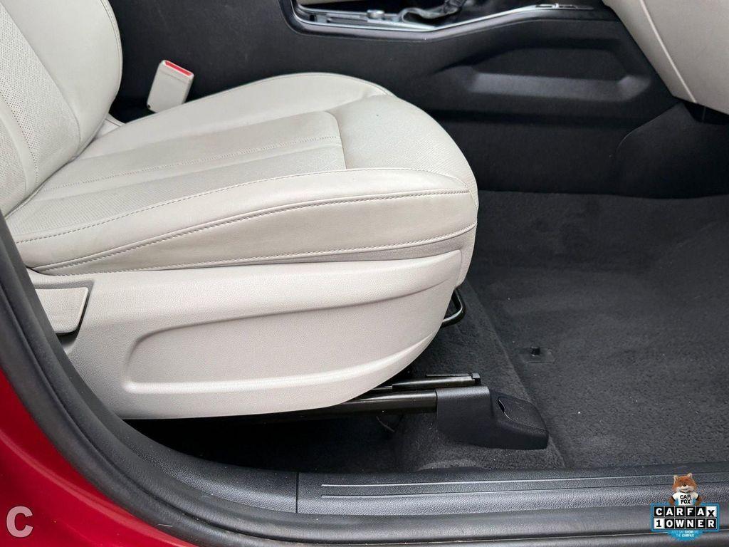 used 2022 Kia Sorento car, priced at $25,995