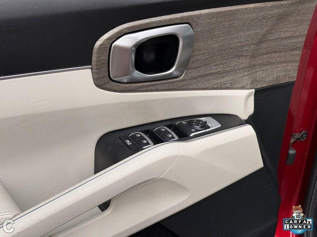 used 2022 Kia Sorento car, priced at $25,995