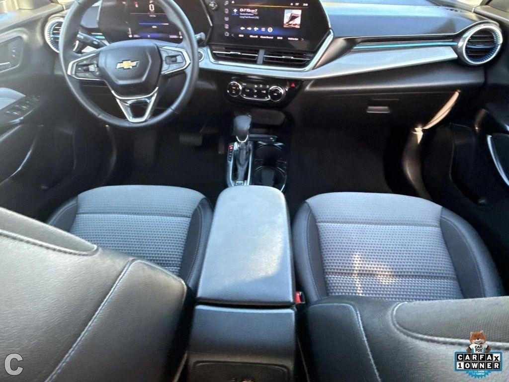 used 2025 Chevrolet Trax car, priced at $20,595