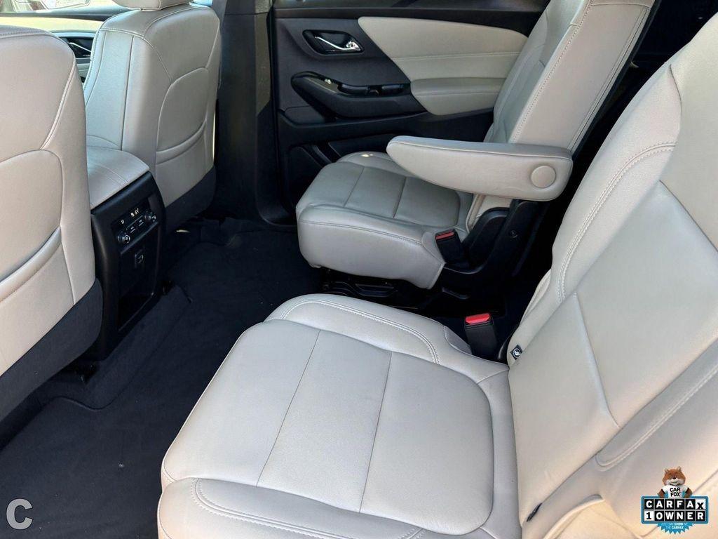 used 2023 Chevrolet Traverse car, priced at $27,474