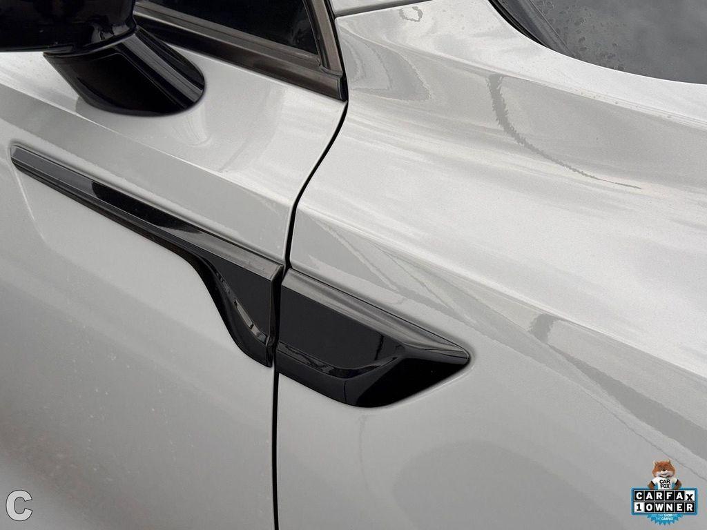 used 2023 Kia Sorento car, priced at $27,955