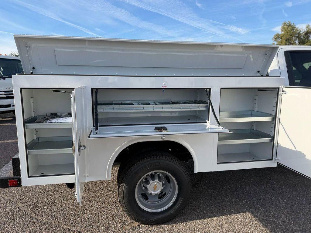 new 2025 Chevrolet Silverado 3500 car, priced at $77,104