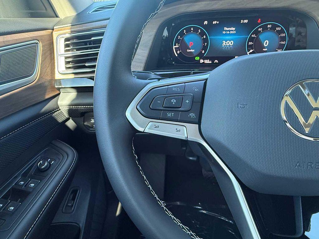 new 2026 Volkswagen Atlas car, priced at $50,870