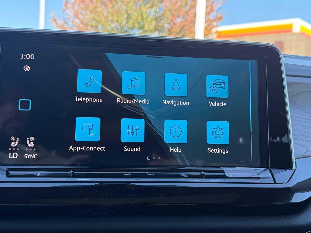 new 2026 Volkswagen Atlas car, priced at $50,870