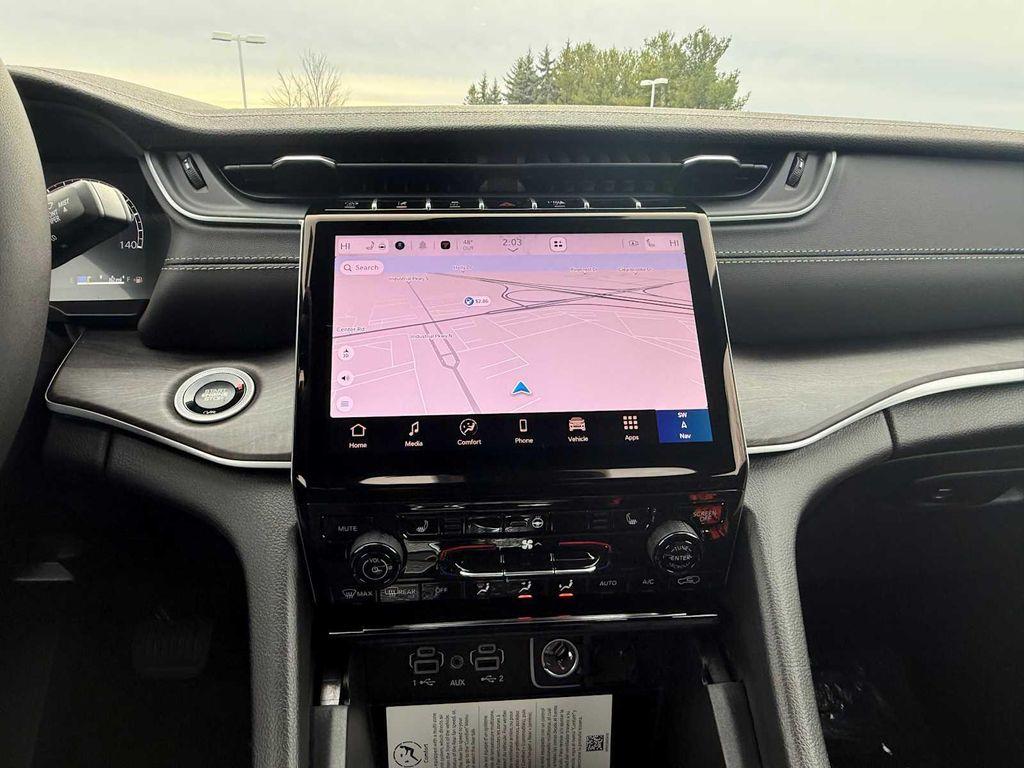 new 2025 Jeep Grand Cherokee car, priced at $51,699