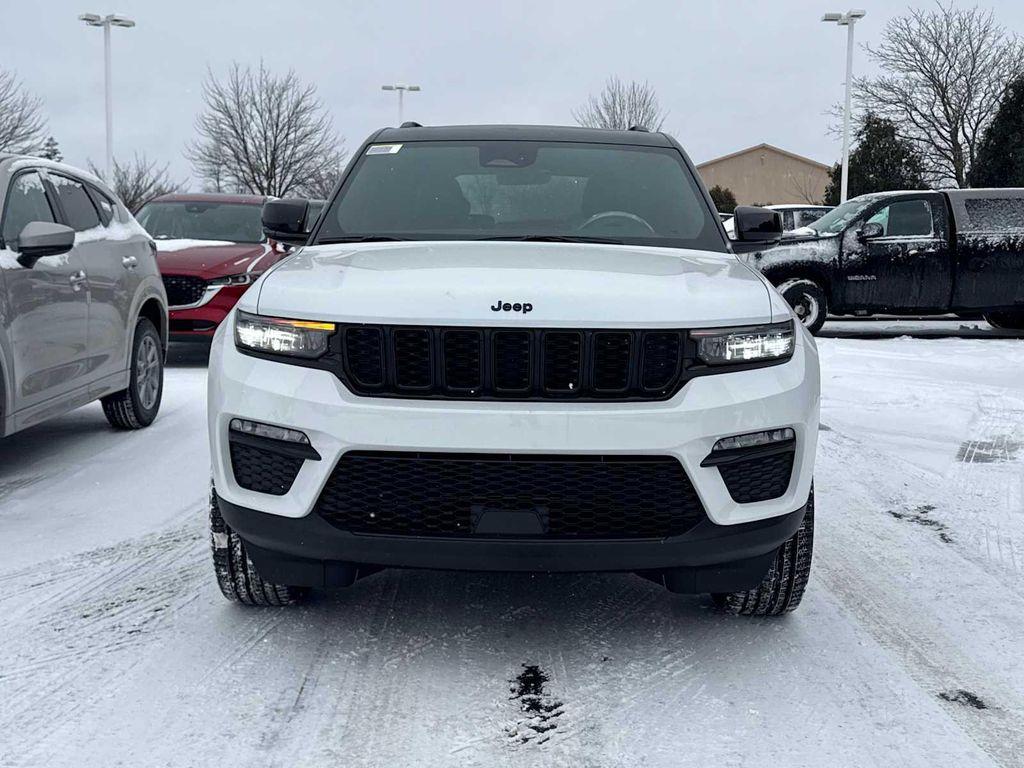 new 2025 Jeep Grand Cherokee car, priced at $51,699