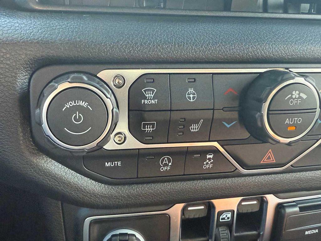 new 2026 Jeep Wrangler car, priced at $48,534