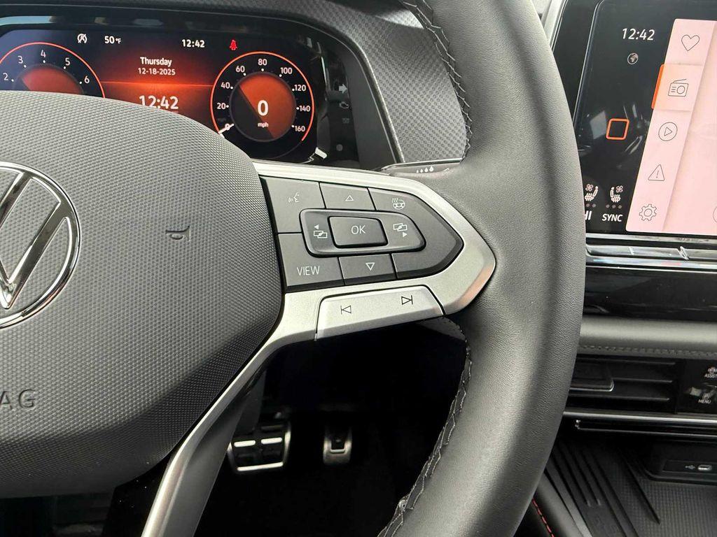 new 2026 Volkswagen Atlas car, priced at $51,175