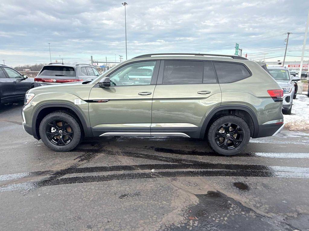 new 2026 Volkswagen Atlas car, priced at $51,175