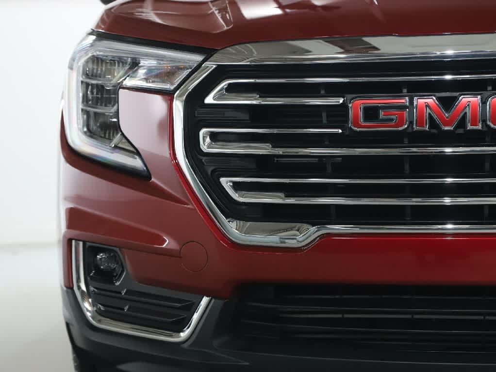 used 2023 GMC Terrain car, priced at $26,368