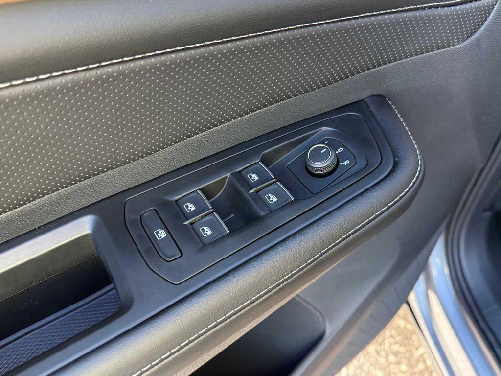 new 2026 Volkswagen Atlas car, priced at $44,756