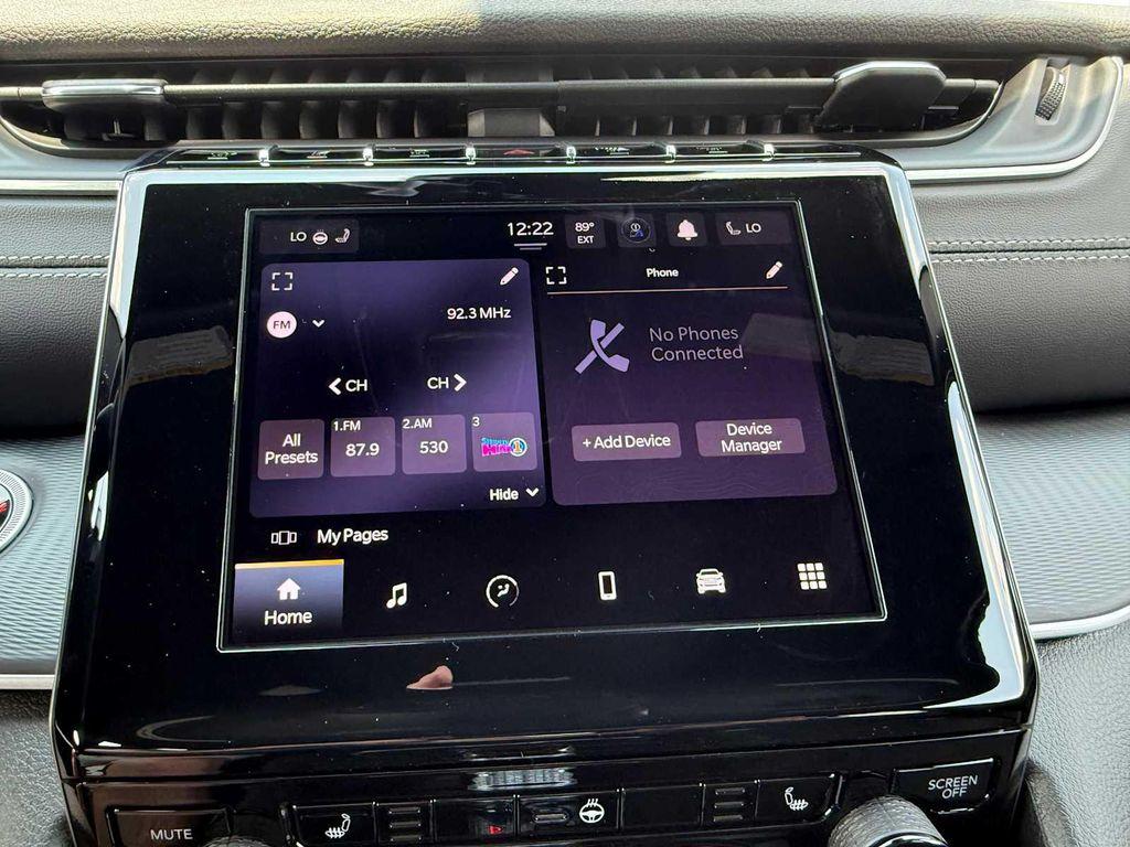 new 2025 Jeep Grand Cherokee car, priced at $44,789