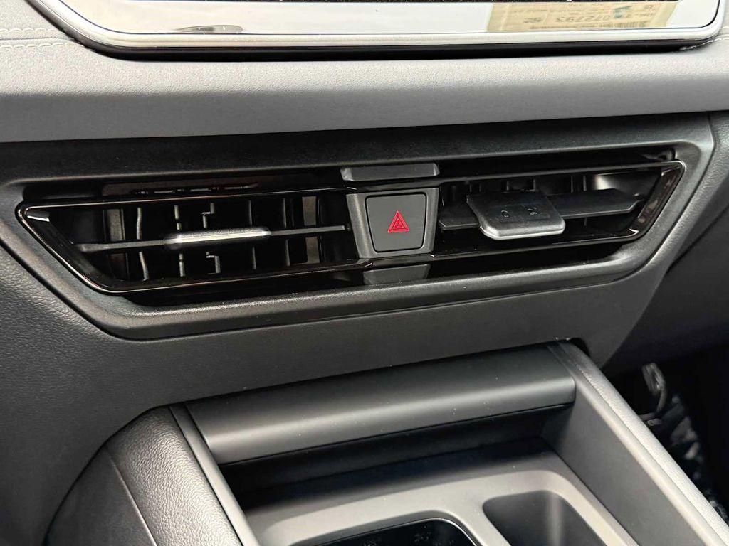 new 2026 Volkswagen Tiguan car, priced at $40,551