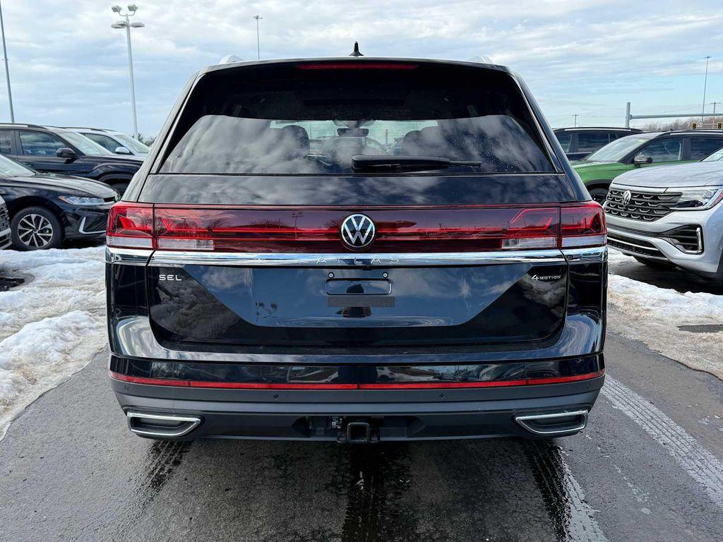 new 2026 Volkswagen Atlas car, priced at $50,433