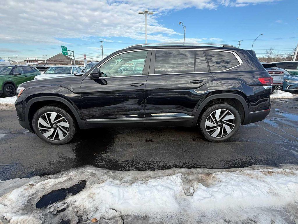 new 2026 Volkswagen Atlas car, priced at $50,433