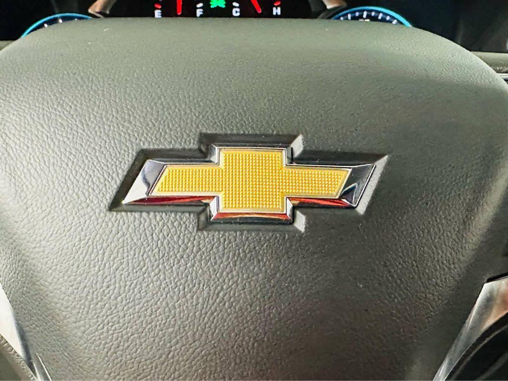 used 2024 Chevrolet Equinox car, priced at $31,704