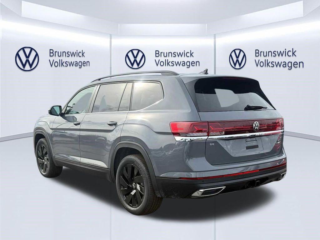 new 2026 Volkswagen Atlas car, priced at $48,471