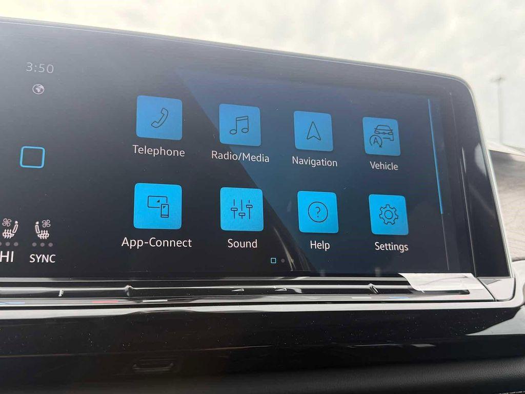 new 2026 Volkswagen Atlas car, priced at $48,471