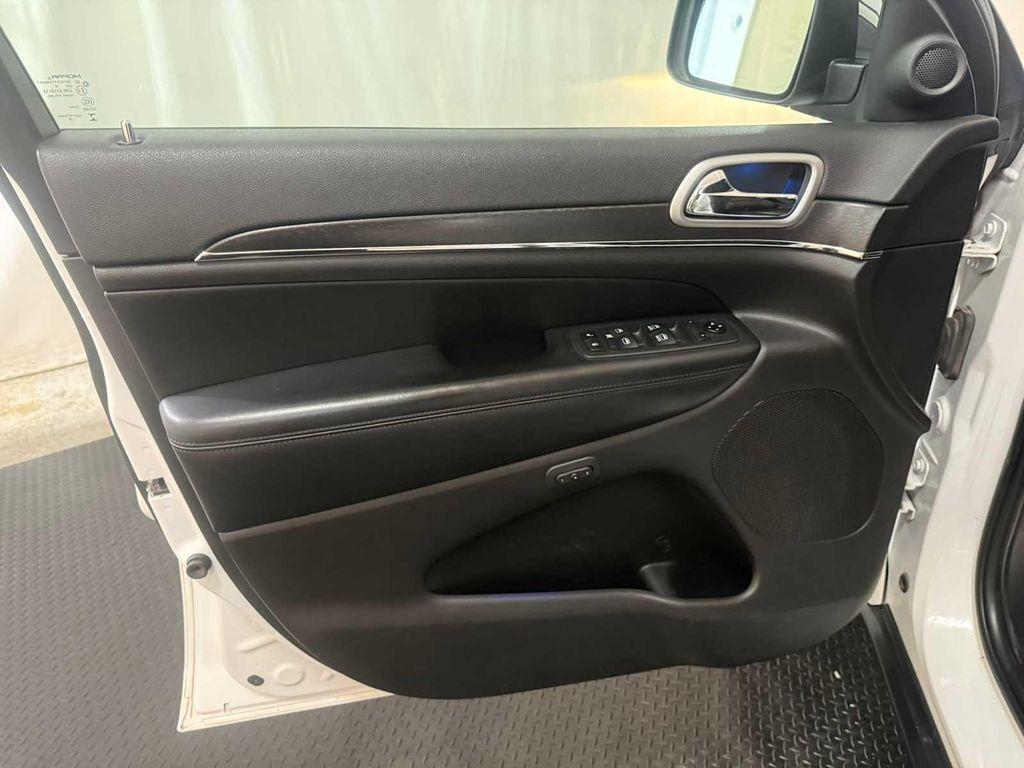 used 2018 Jeep Grand Cherokee car, priced at $19,583