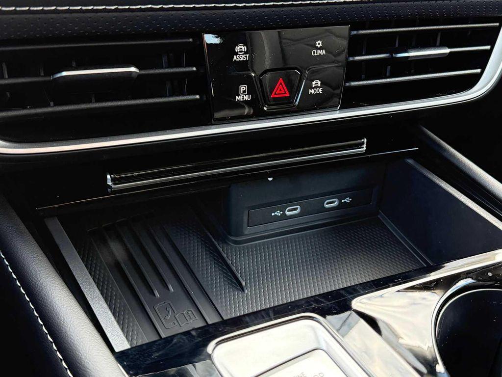 new 2026 Volkswagen Atlas car, priced at $47,876