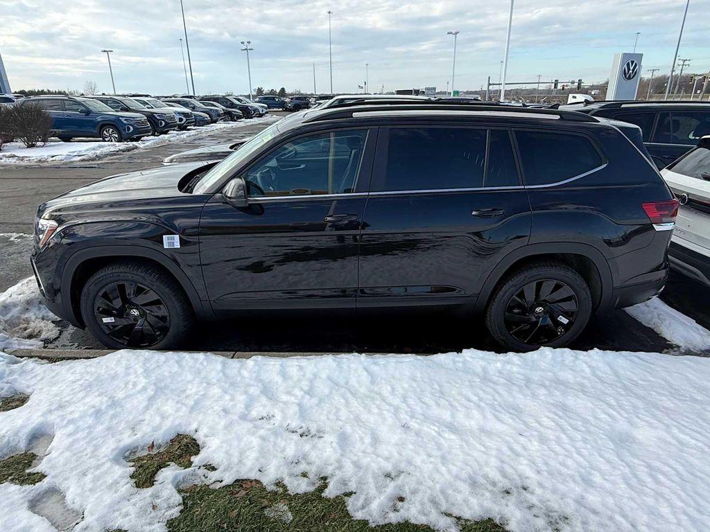 new 2026 Volkswagen Atlas car, priced at $47,876