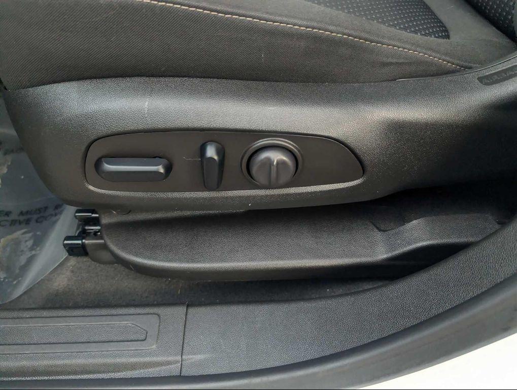 used 2023 GMC Acadia car, priced at $29,490