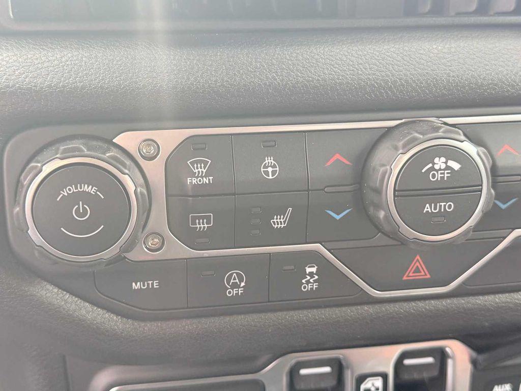 new 2026 Jeep Wrangler car, priced at $48,699