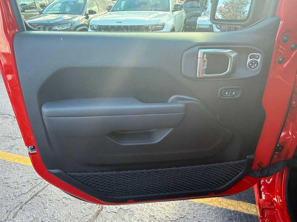 new 2026 Jeep Wrangler car, priced at $45,480