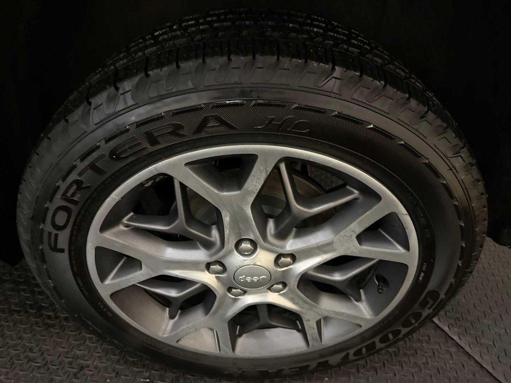 used 2020 Jeep Grand Cherokee car, priced at $24,735