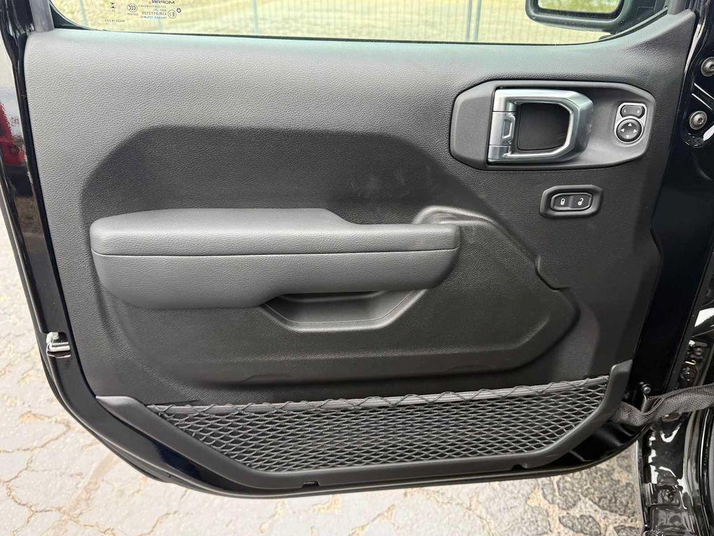 new 2026 Jeep Wrangler car, priced at $48,199