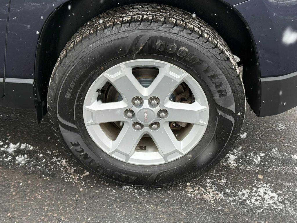 used 2015 GMC Acadia car, priced at $12,842