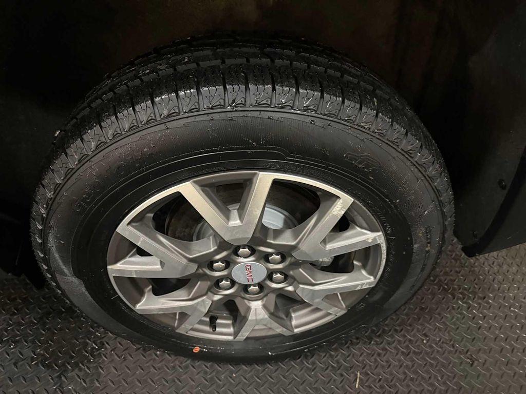 used 2023 GMC Acadia car, priced at $30,802