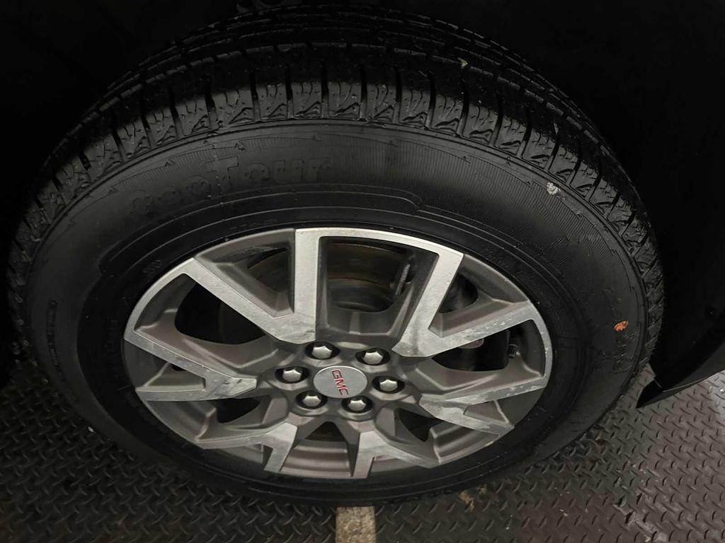 used 2023 GMC Acadia car, priced at $30,802