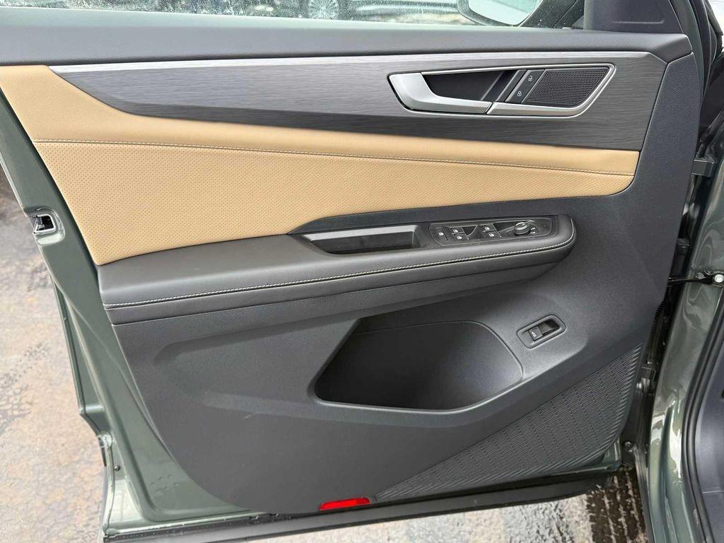 new 2026 Volkswagen Atlas Cross Sport car, priced at $48,645