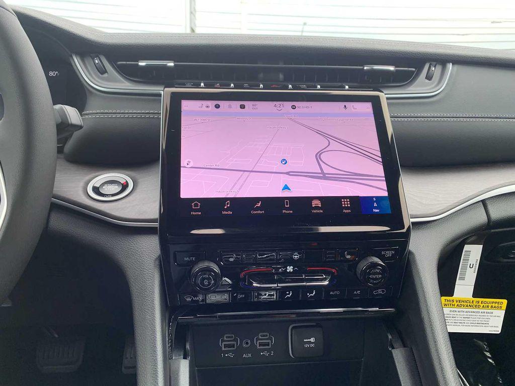 new 2025 Jeep Grand Cherokee car, priced at $55,010