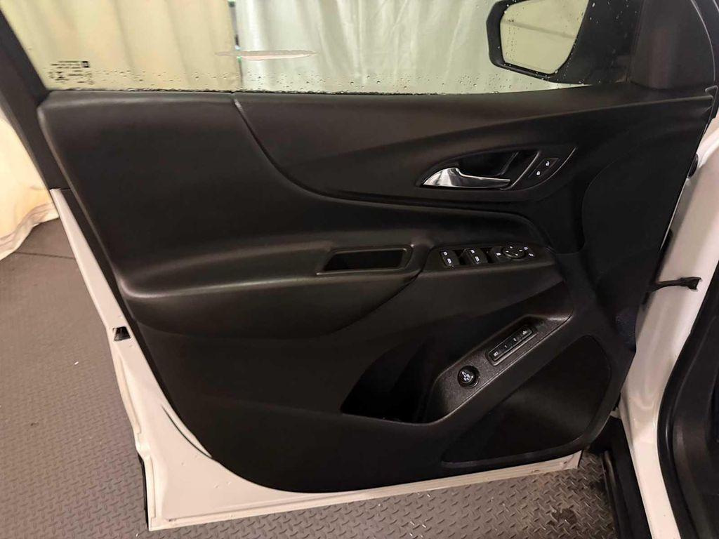 used 2020 Chevrolet Equinox car, priced at $18,904