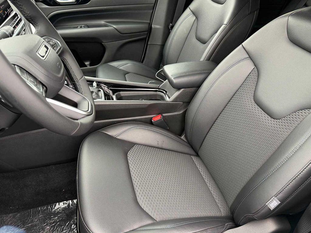 new 2026 Jeep Compass car, priced at $32,114