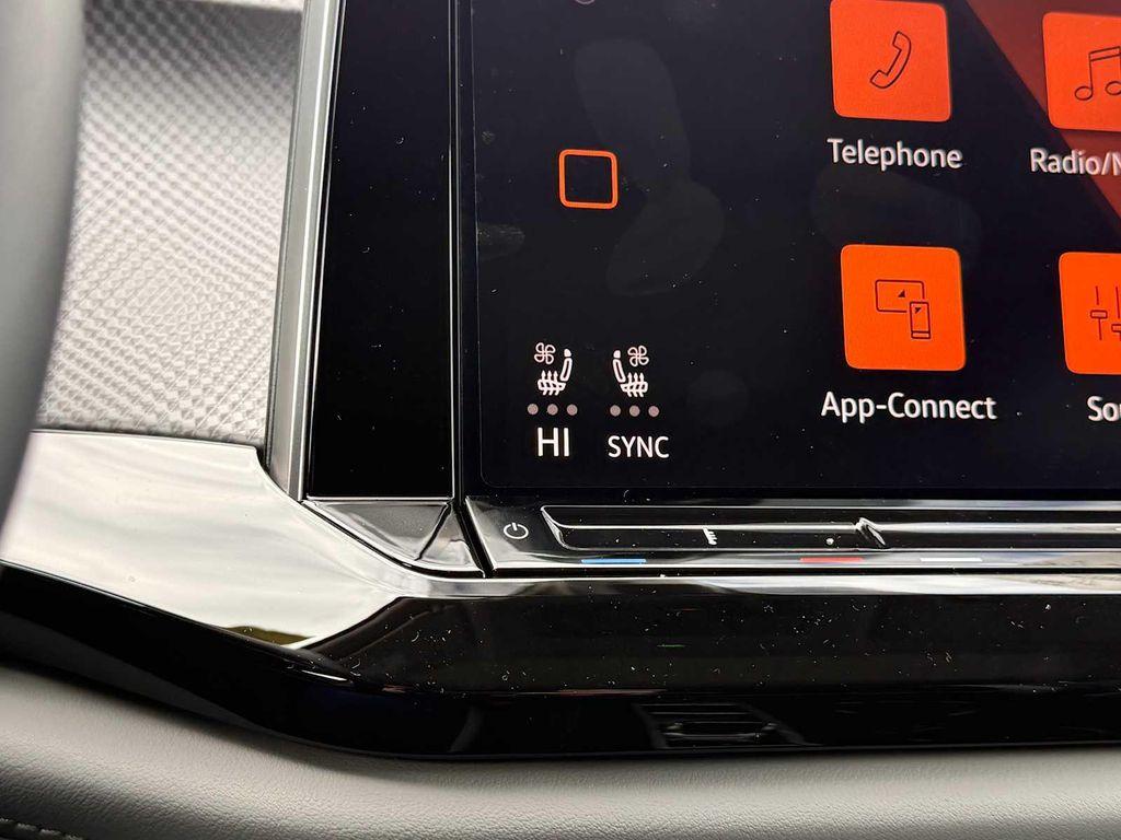 new 2026 Volkswagen Atlas car, priced at $49,321