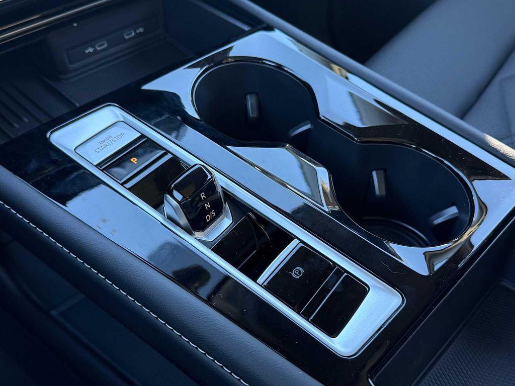 new 2026 Volkswagen Atlas car, priced at $50,572