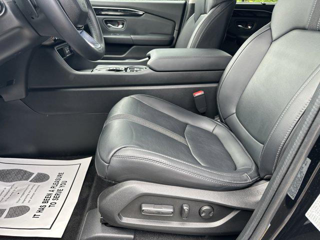 used 2023 Honda Pilot car, priced at $39,987