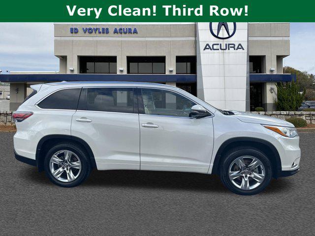 used 2016 Toyota Highlander car, priced at $17,977