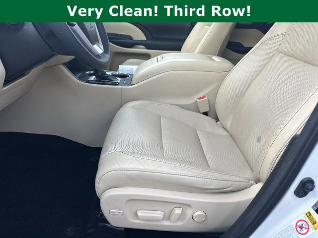 used 2016 Toyota Highlander car, priced at $17,977