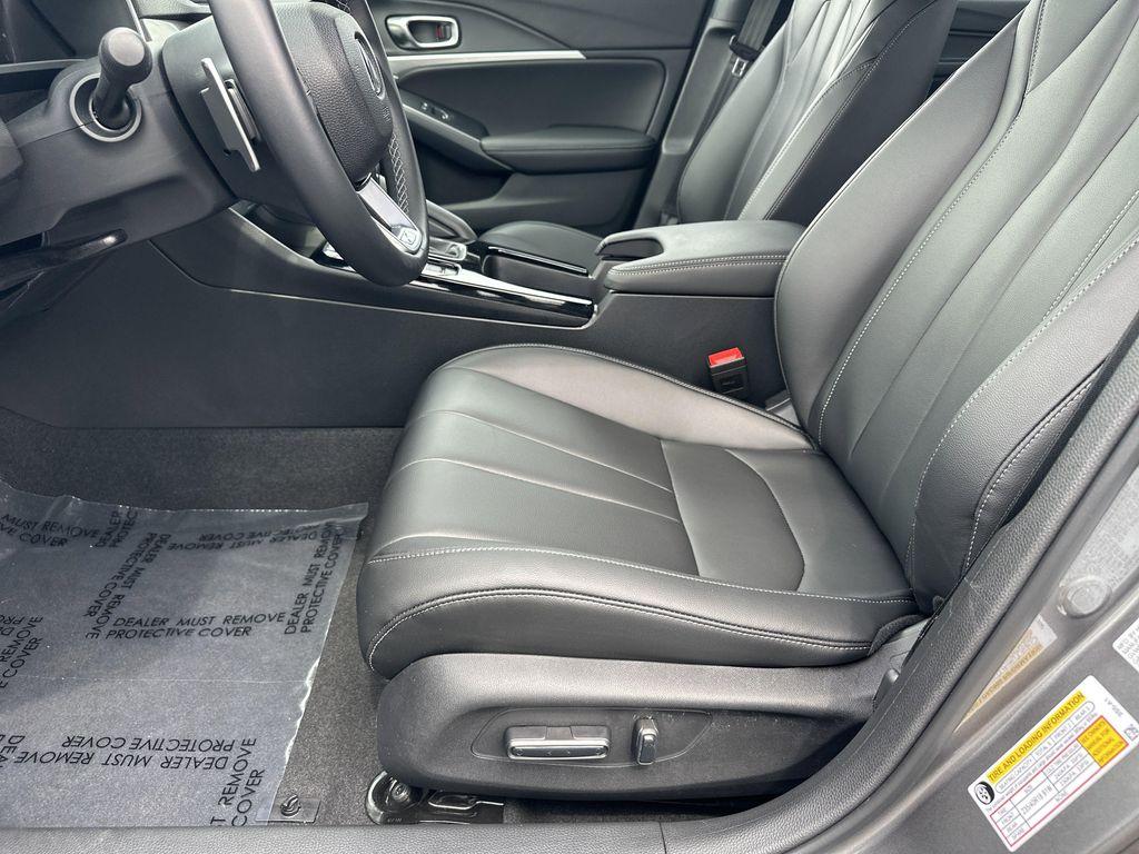 used 2025 Acura Integra car, priced at $31,587