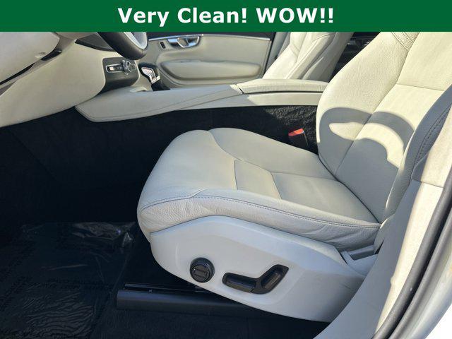 used 2020 Volvo XC90 car, priced at $24,468