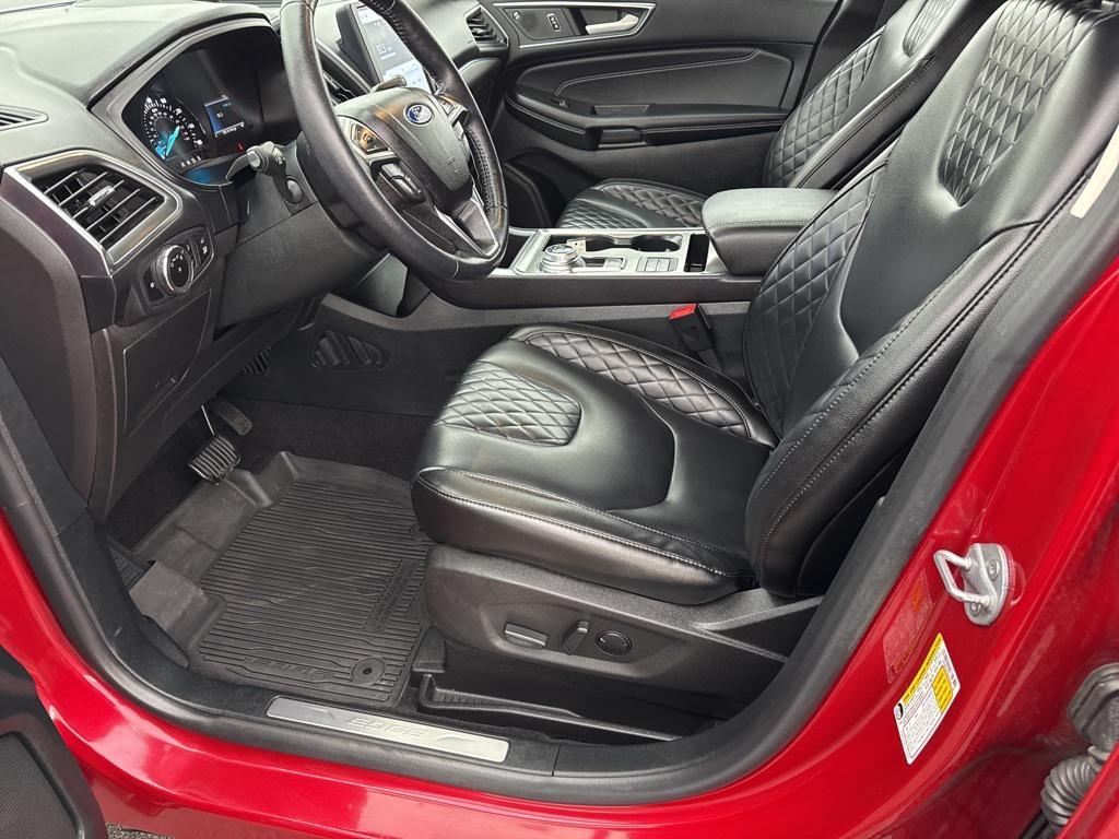 used 2023 Ford Edge car, priced at $27,000