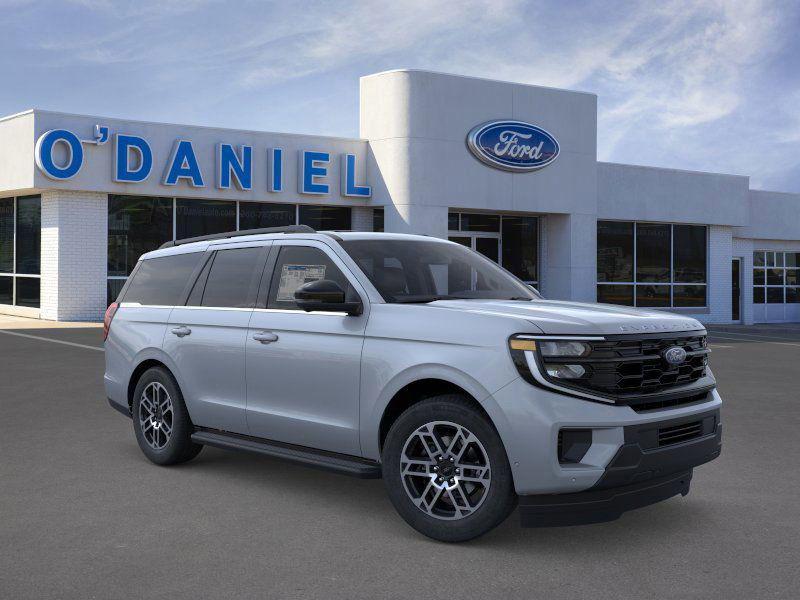 new 2026 Ford Expedition car, priced at $73,538